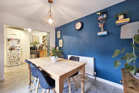 27 The Fairway, Midhurst, GU29 9JD