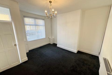 2 bedroom terraced house to rent, Fulford Place, Darlington DL3