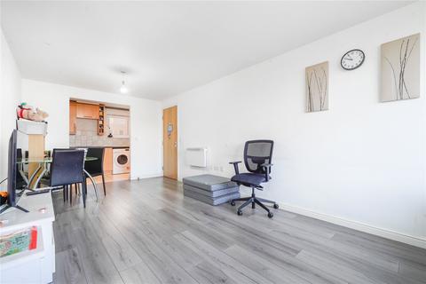 2 bedroom flat for sale, Bedfont Lane, Feltham TW13