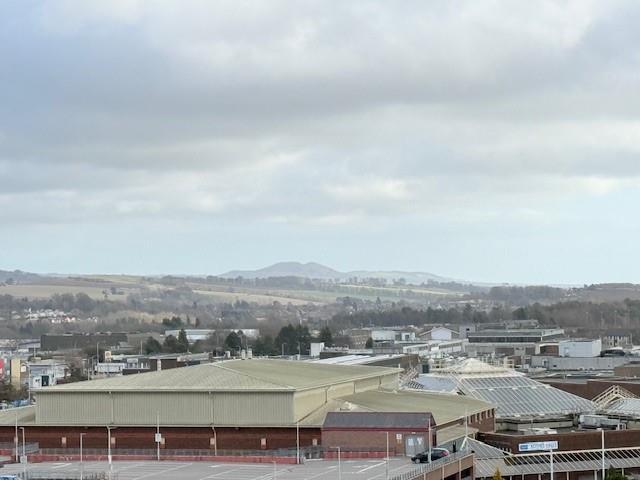 73 R2.jpg