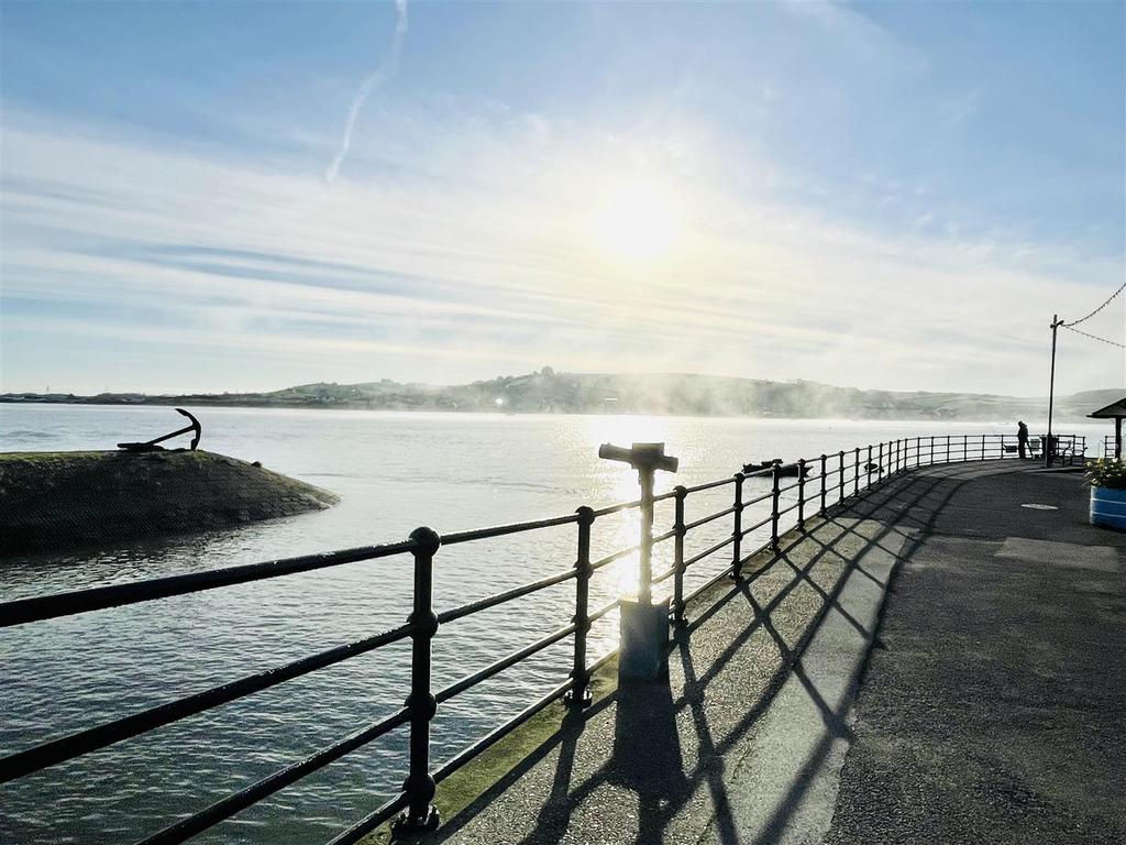 Appledore quay 2