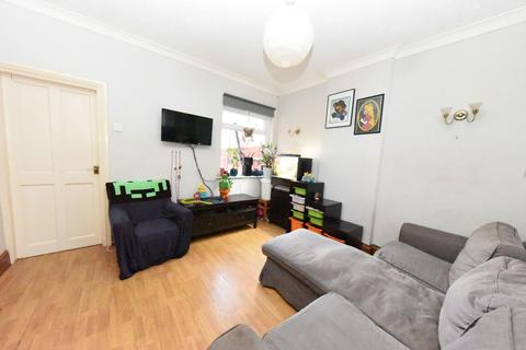 3 bedroom terraced house for sale, Ripple Road, Birmingham B30