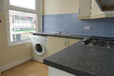 Studio to rent, Queens RoadWatfordHertfordshire