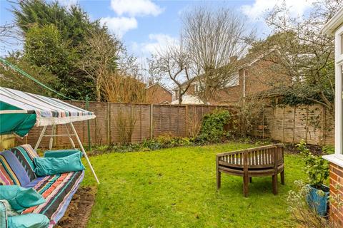 4 Bream Close, Marlow, SL7 2BB