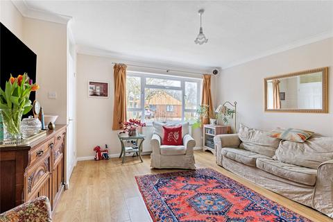 4 Bream Close, Marlow, SL7 2BB