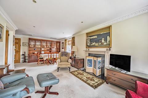 2 bedroom flat for sale, St. Johns Hill Road, Surrey GU21