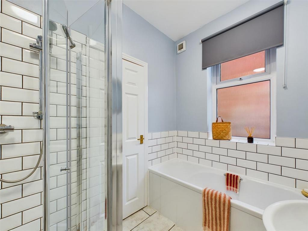 Bath 3.jpg