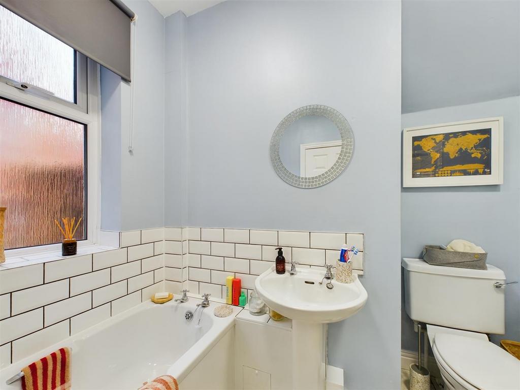 Bath 1.jpg