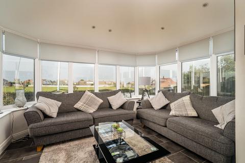 7 Bowling Green View, Drighlington, Bradford, BD11 1JP