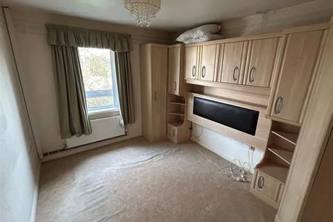 1 bedroom flat for sale, Kelvin Way, Bradford