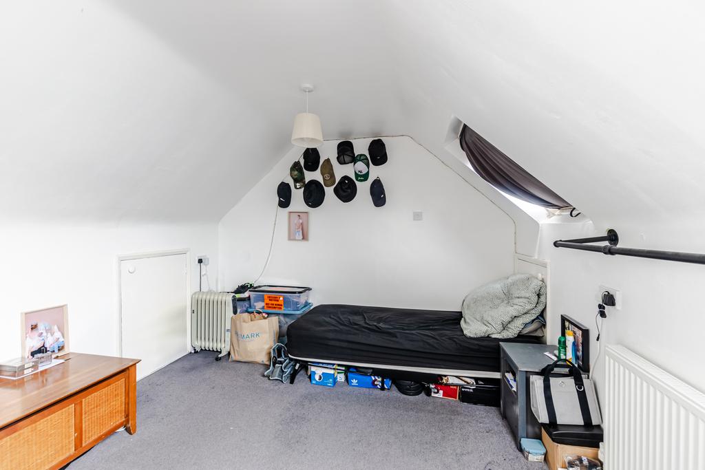 Bedroom4