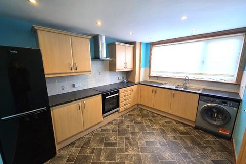 2 bedroom terraced house to rent, Simpson Road, Bridge of Don, Aberdeen, AB23