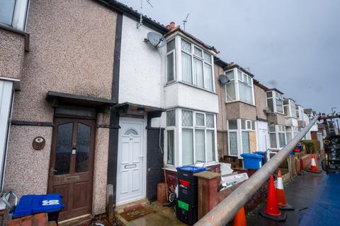 2 bedroom terraced house for sale, Victoria Road, Rhyl LL18