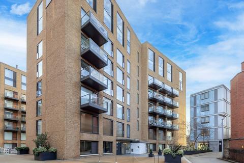 3 bedroom flat to rent, Grosvenor Waterside, Belgravia, London, SW1W