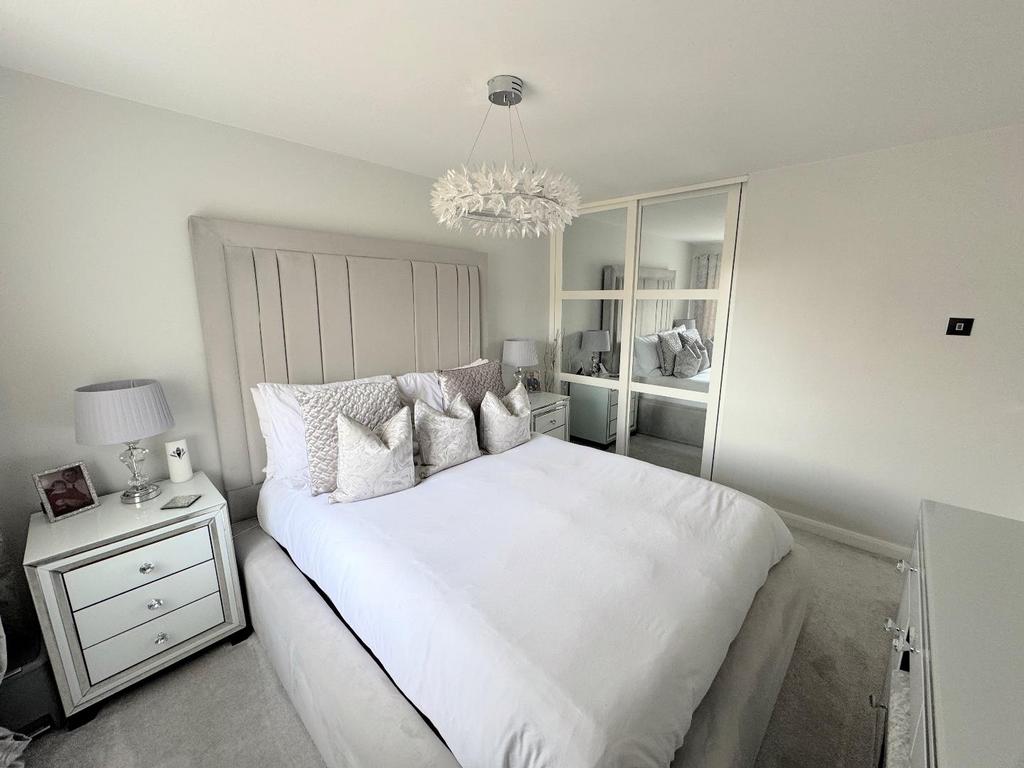 Bedroom 1 (front)