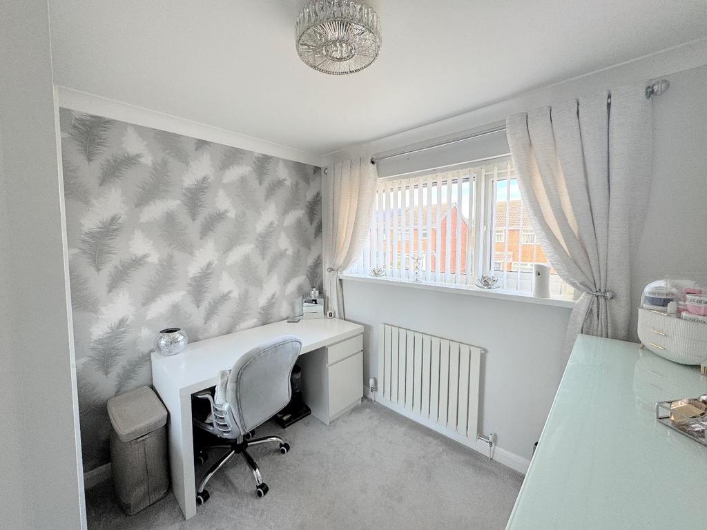 Bedroom 3 ( front)