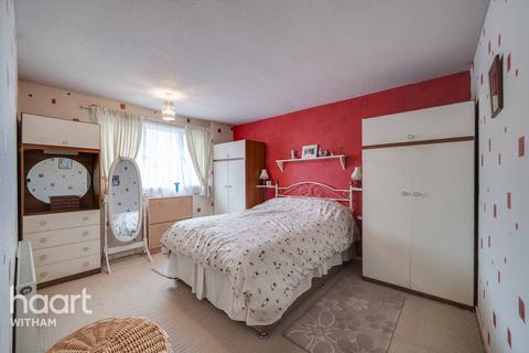 6 Aluf Close, Witham, CM8 1NX