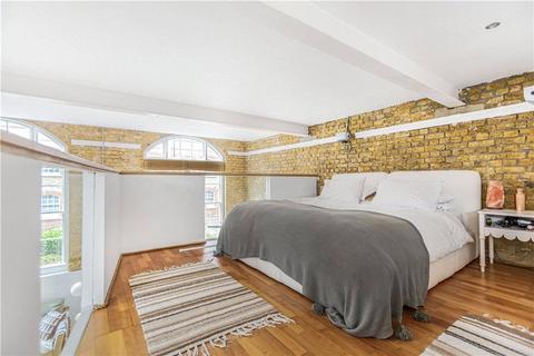 Flat 11, 2 Lansdowne Drive, London, E8 3EZ