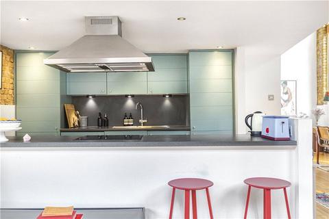 Flat 11, 2 Lansdowne Drive, London, E8 3EZ