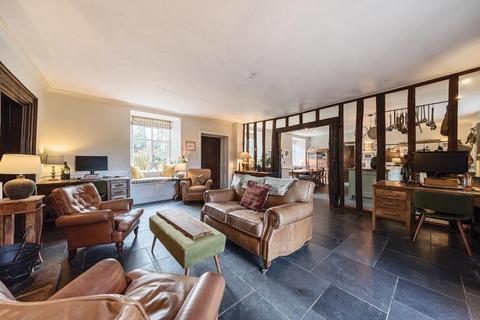 7 bedroom detached house for sale, Estate with manor house and four individual cottages., Herefordshire, HR2