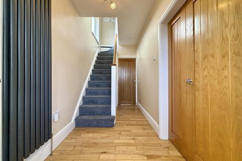 undefined, Hillcrest Road, Bradford BD13