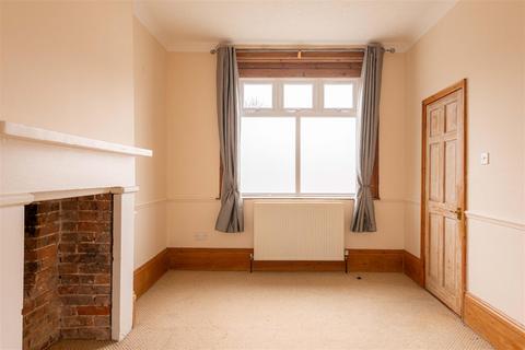 2 bedroom flat for sale, High Street, Sandwich CT13