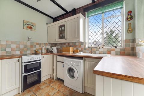 3 bedroom semi-detached house for sale, Rutherwyke Close, Stoneleigh