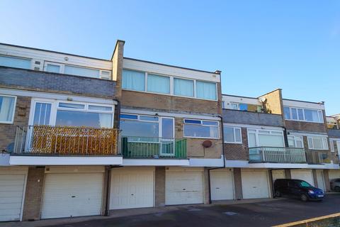 2 bedroom flat for sale, Fort Gate, Newhaven