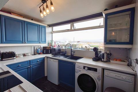 2 bedroom flat for sale, Fort Gate, Newhaven