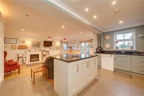 Highfields Back Lane, Aiskew, Bedale, DL8 1AU