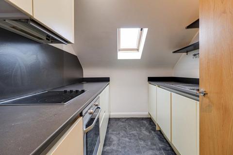 1 bedroom flat to rent, Leckhampton GL50 2DP