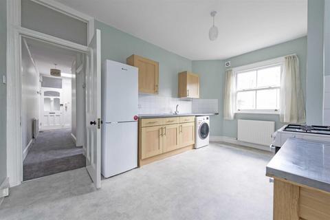 2 bedroom flat to rent, Warwick Mansions, Lower Richmond Road, Putney