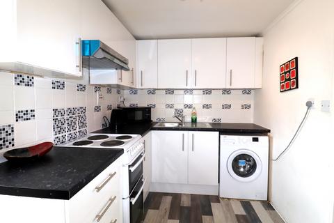 undefined, Straight Road, Romford RM3