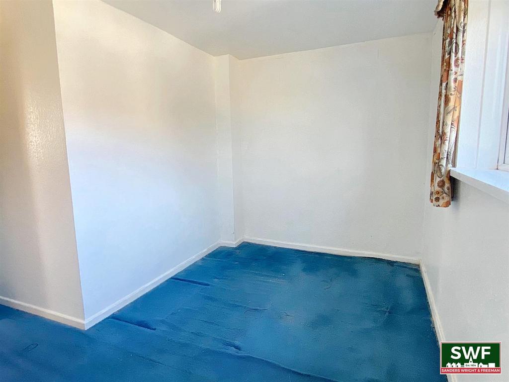 Bedroom2.2.jpg