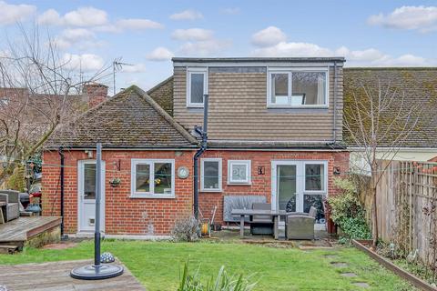 3 bedroom semi-detached bungalow for sale, Westwood Avenue, Brentwood