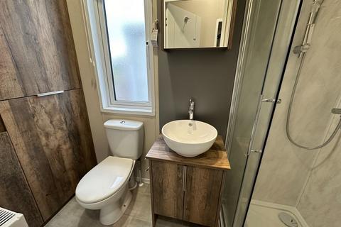 2 bedroom lodge for sale, Moor Town Market Rasen