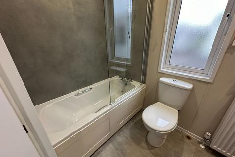 2 bedroom lodge for sale, Moor Town Market Rasen