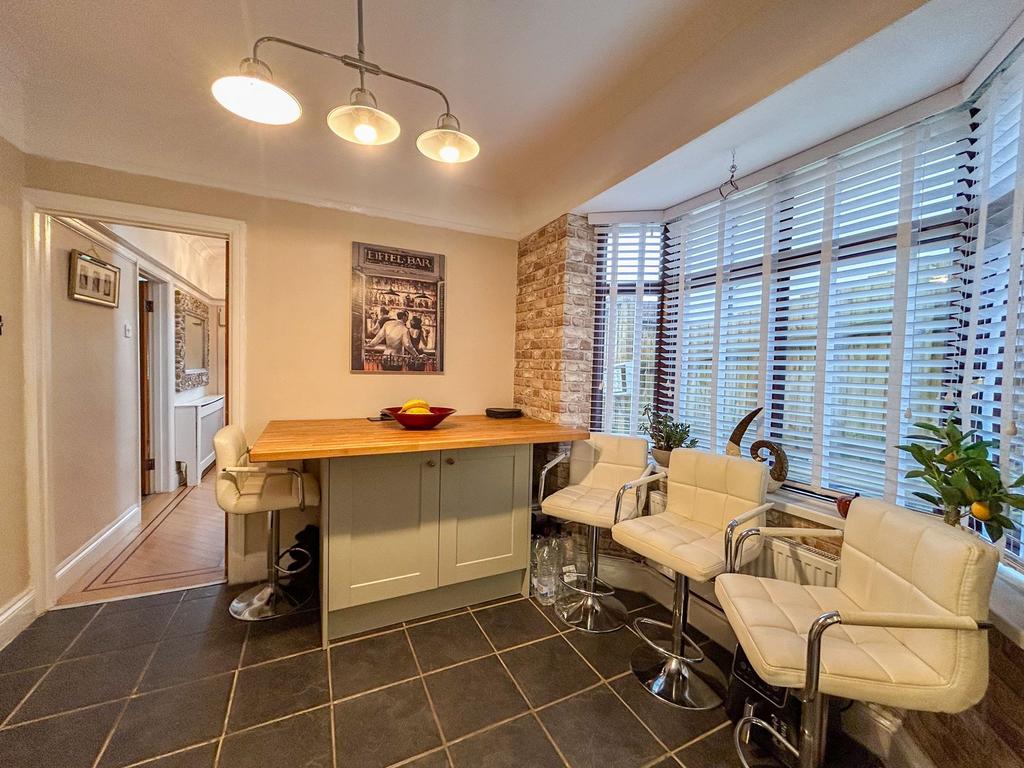 Breakfast Room