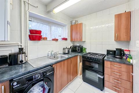 undefined, Roundfield Avenue, Harpenden, Hertfordshire, AL5