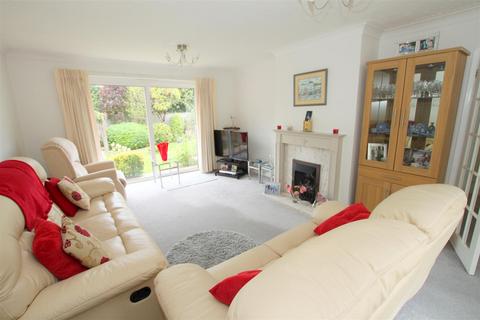 2 bedroom bungalow for sale, Bay Tree Way, Highcliffe, Christchurch, Dorset, BH23