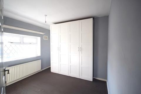 13 Chestnut Drive, Walsall, WS4 1NU