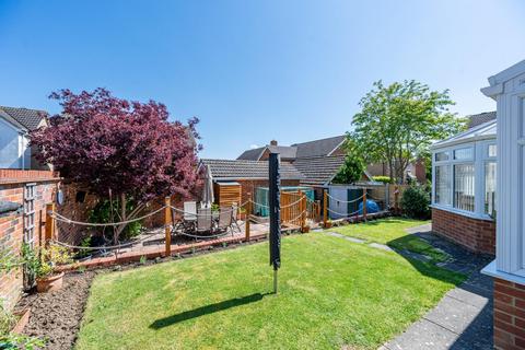11 Bradley Close, Dunmow, CM6 2PB