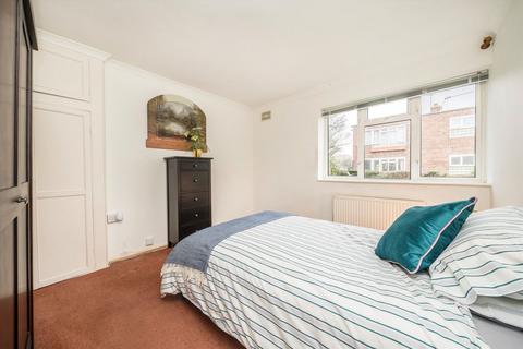 2 bedroom flat for sale, Constance Road, Whitton TW2