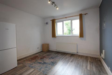 1 bedroom flat for sale, Flat 4, 112 Sunningfields Road, Hendon, London, NW4 4RE