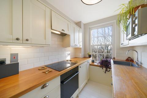 2 bedroom property for sale, Eton College Road, London, NW3