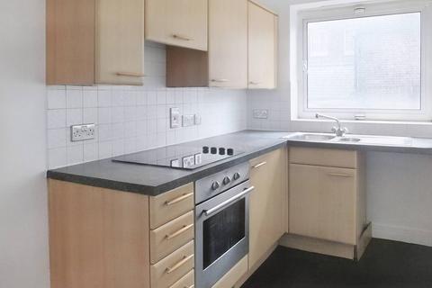 2 bedroom apartment to rent, Hainault Street, Ilford IG1