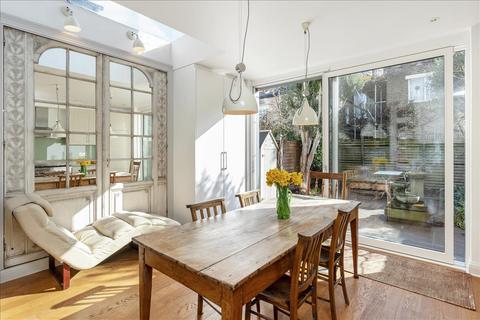 47 Humbolt Road, London, W6 8QQ