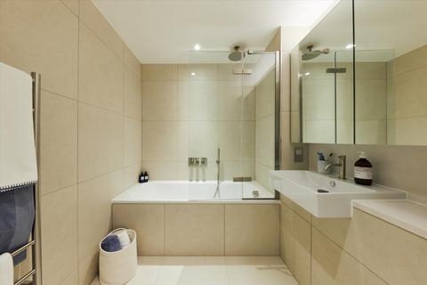 2 bedroom flat to rent, New Drum Street, London, E1.