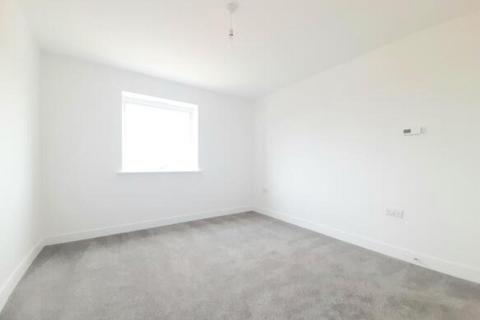 2 bedroom apartment to rent, Santa Cruz Avenue, Bletchley, Milton Keynes