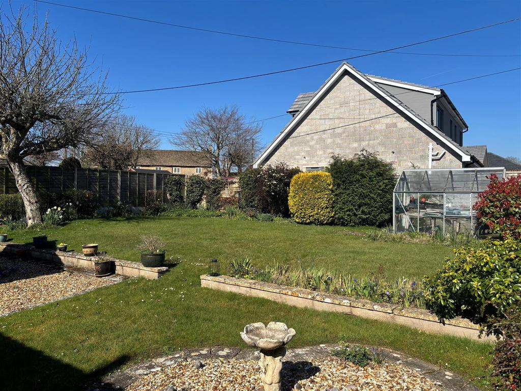 Garden 2.jpg